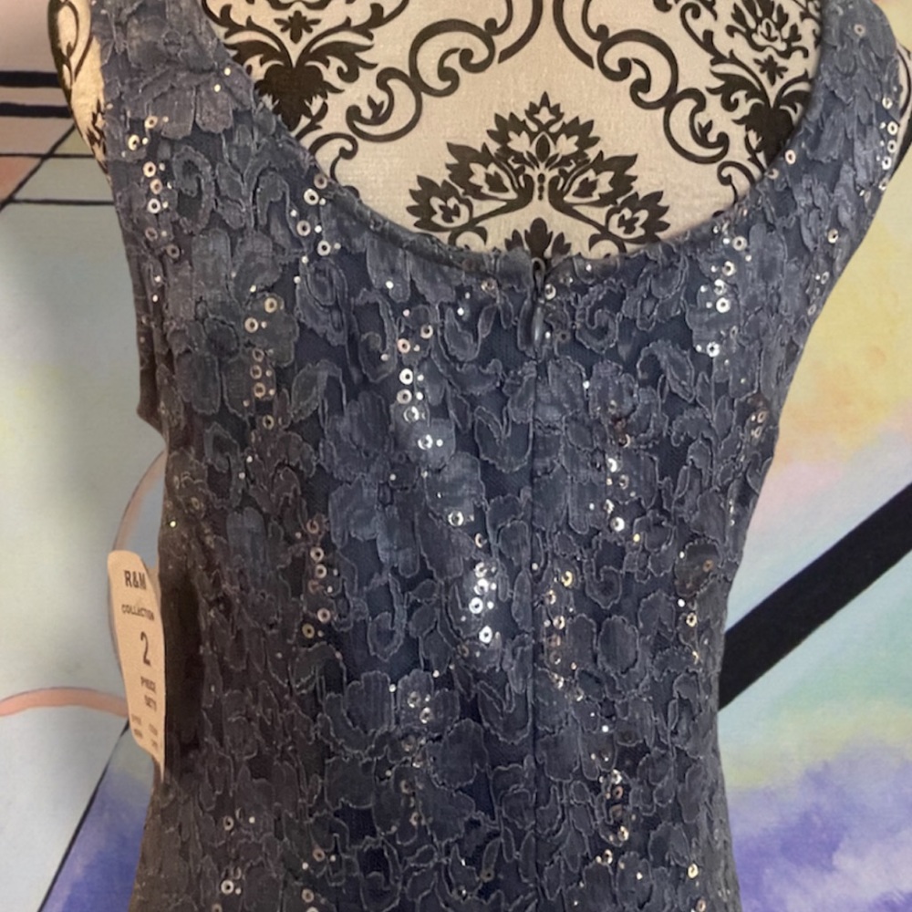 Beautiful women’s dress, size 12 - Picture 2 of 11